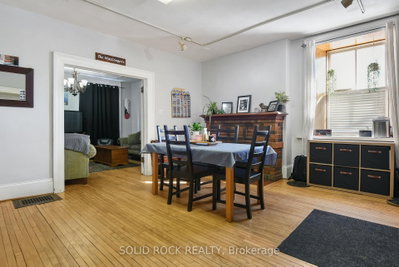 28 Wilson Street W • Perth, ON photo 7