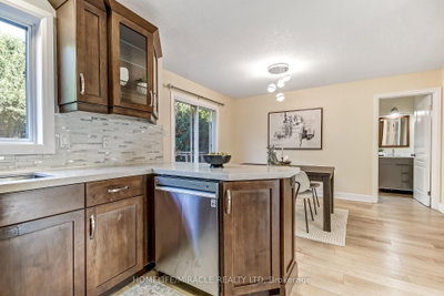 23 Willis Avenue • Strathroy-Caradoc, ON photo 7