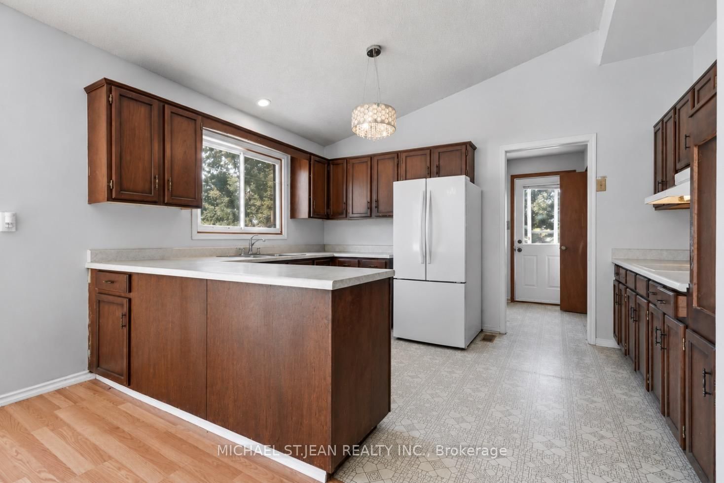1169 Nebo Road • Hamilton, ON photo 11