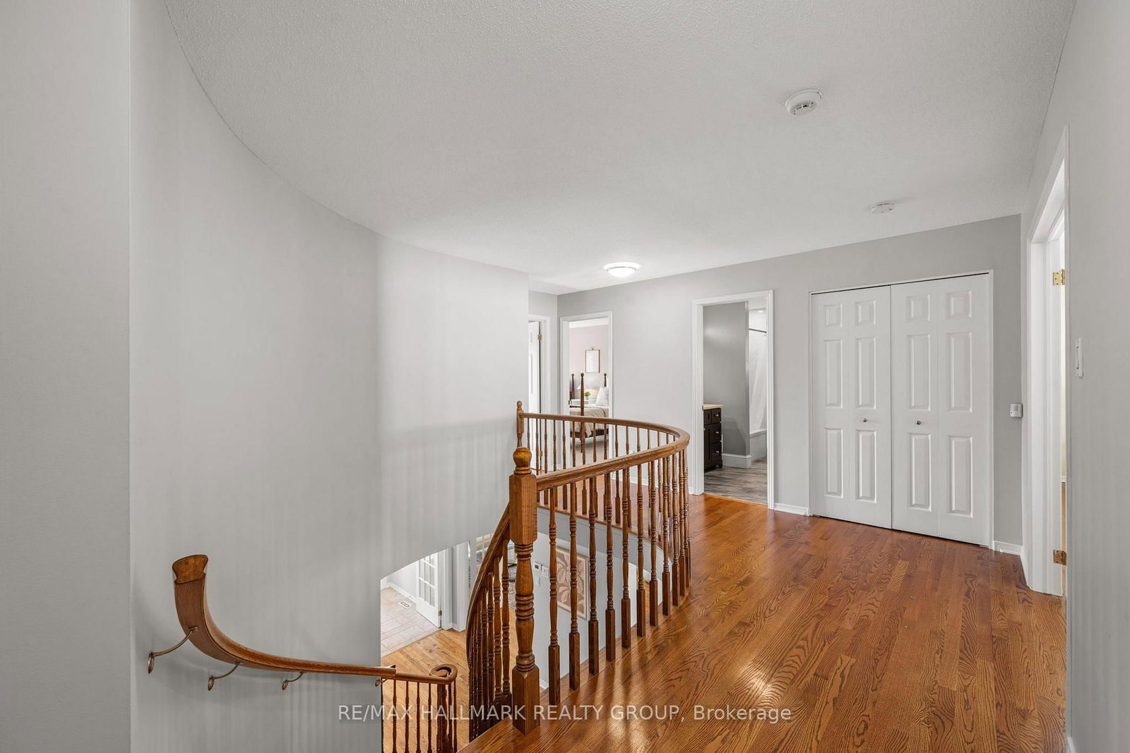 1381 Montresor Way • Ottawa, ON photo 37