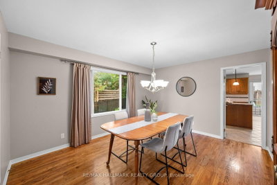 1381 Montresor Way • Ottawa, ON photo 8