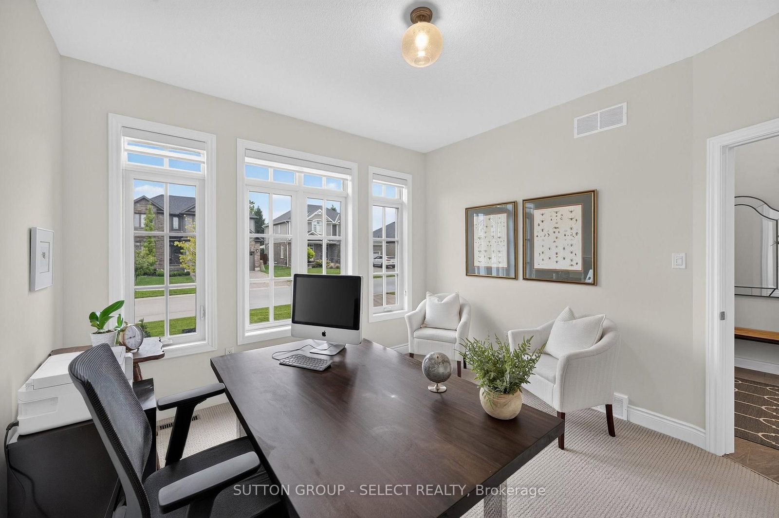 7 Violet Court • Middlesex Centre, ON photo 4