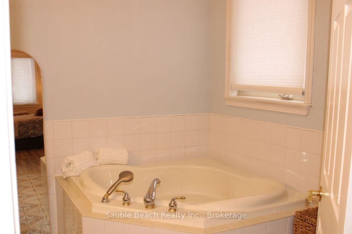 359 Sixth Street N • South Bruce Peninsula, ON photo 30