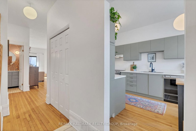 88 King Edward Ave photo 5