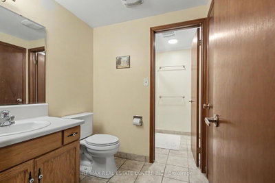 16 Main Street • North Dumfries, ON photo 6