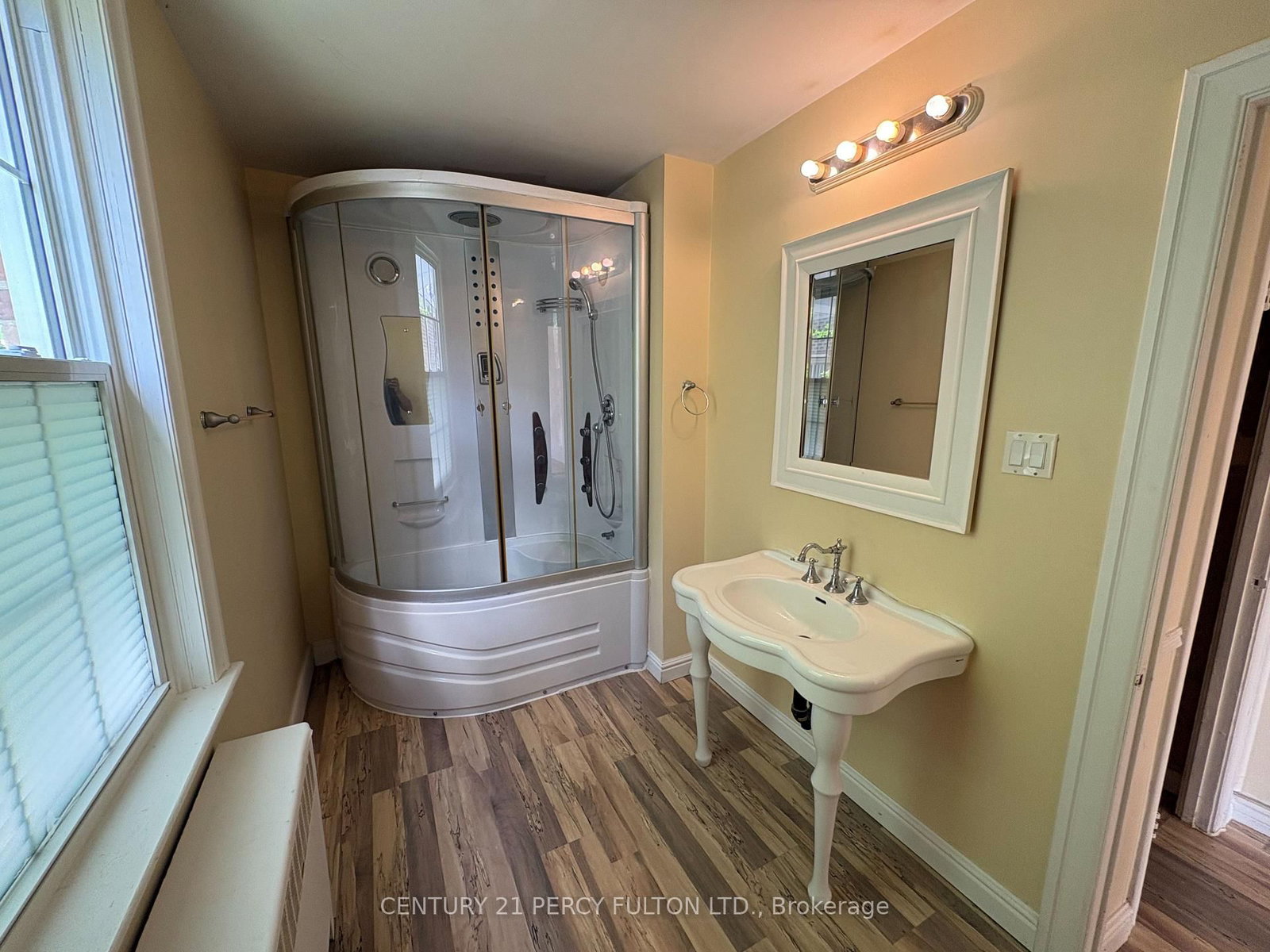 360 Highland Road • Peterborough, ON photo 12