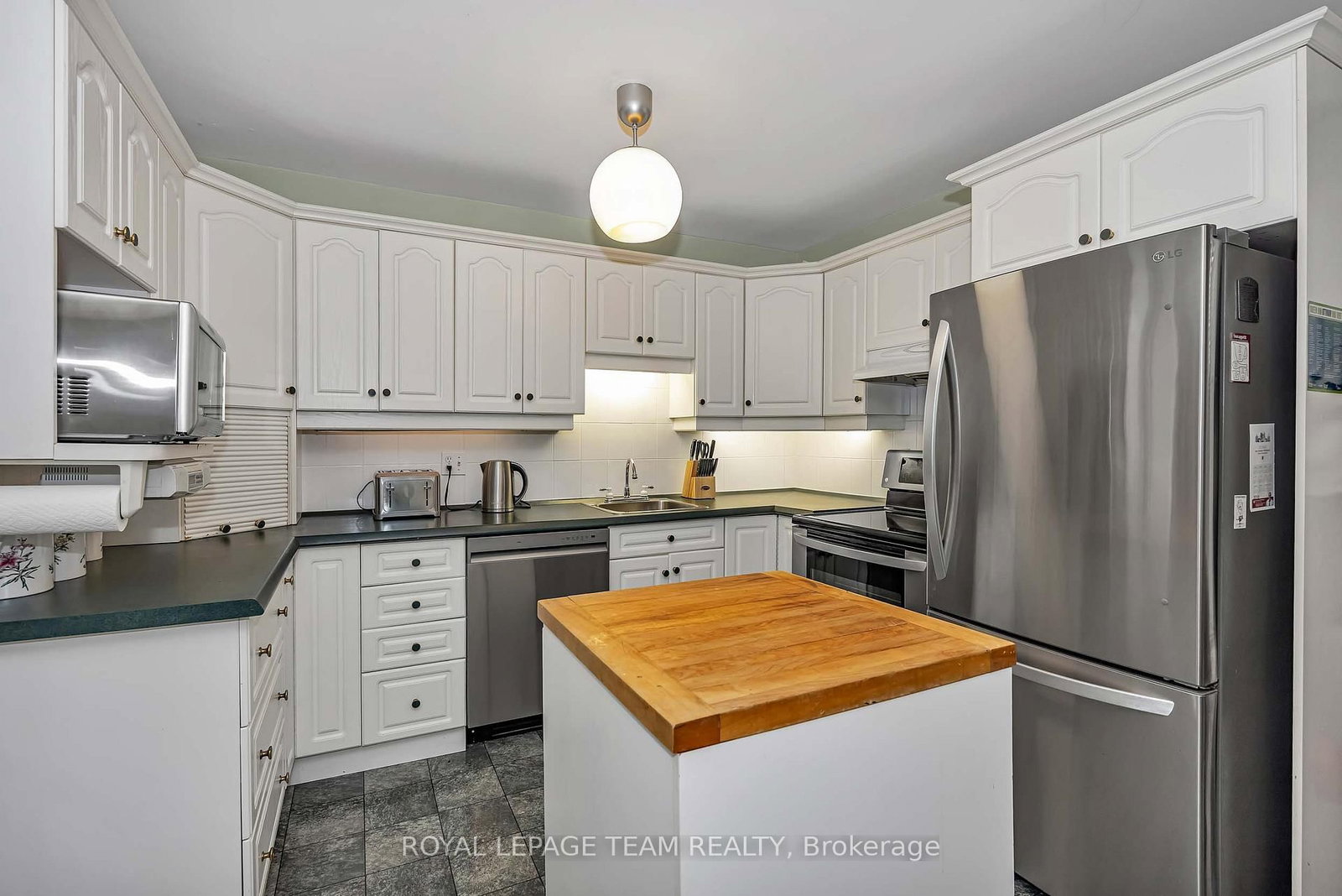 1174 Bonnie Crescent • Ottawa, ON photo 16