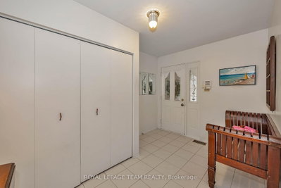 1174 Bonnie Crescent • Ottawa, ON photo 4