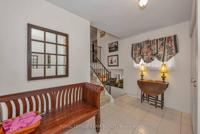 1174 Bonnie Crescent • Ottawa, ON photo 5