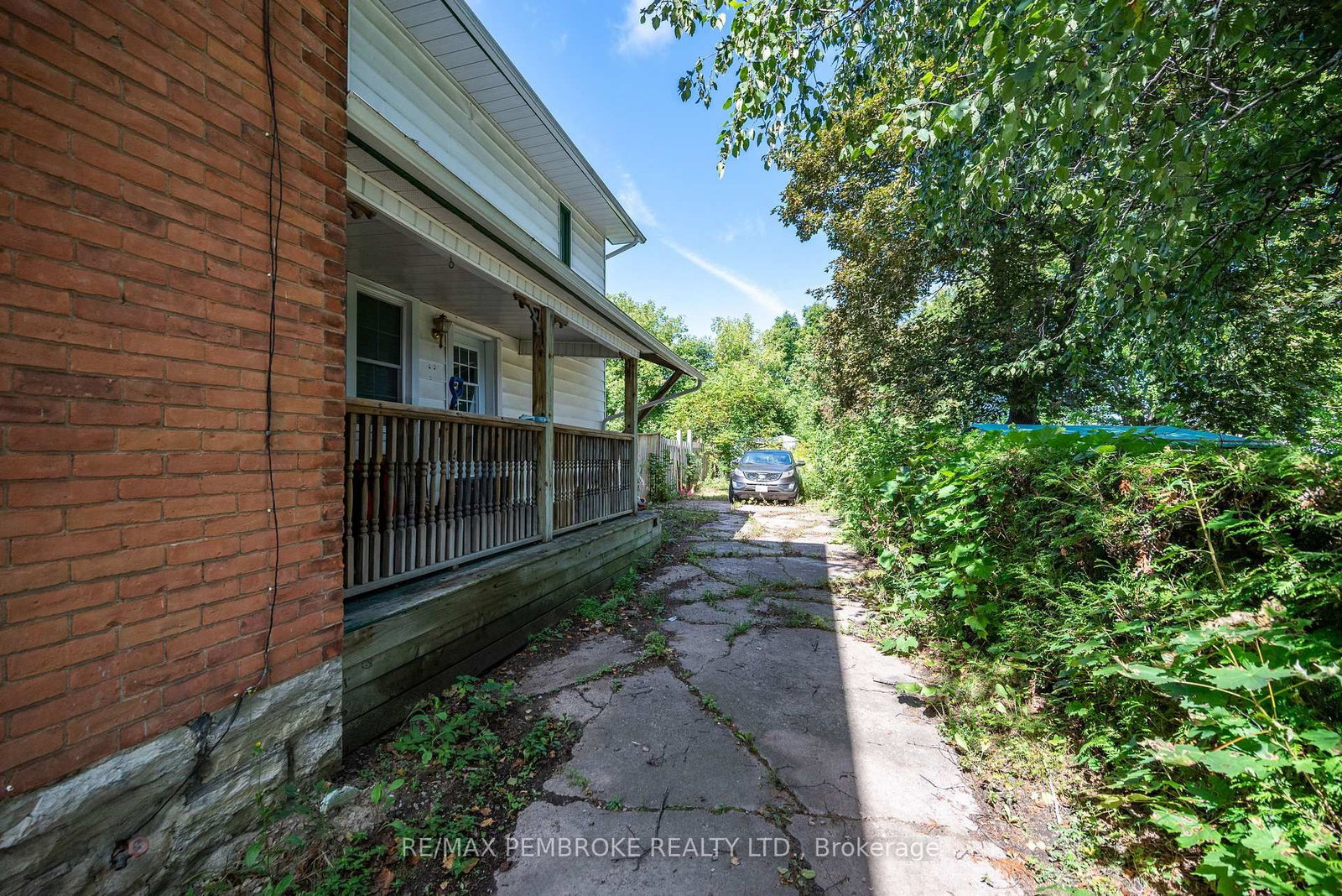 296 First Avenue N • Pembroke, ON photo 49