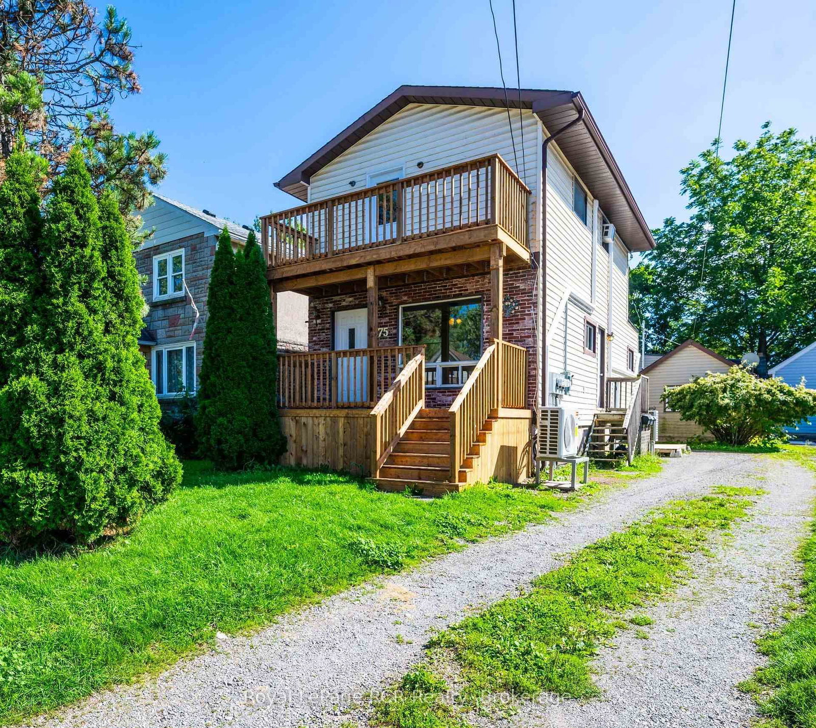75 State Street • Welland, ON photo 1