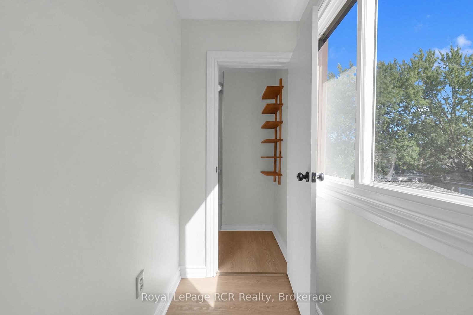 75 State Street • Welland, ON photo 19