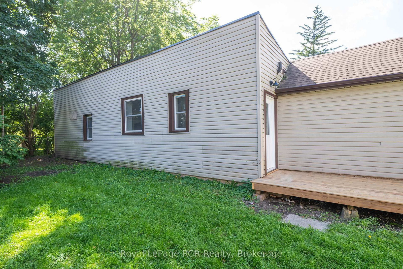 75 State Street • Welland, ON photo 33