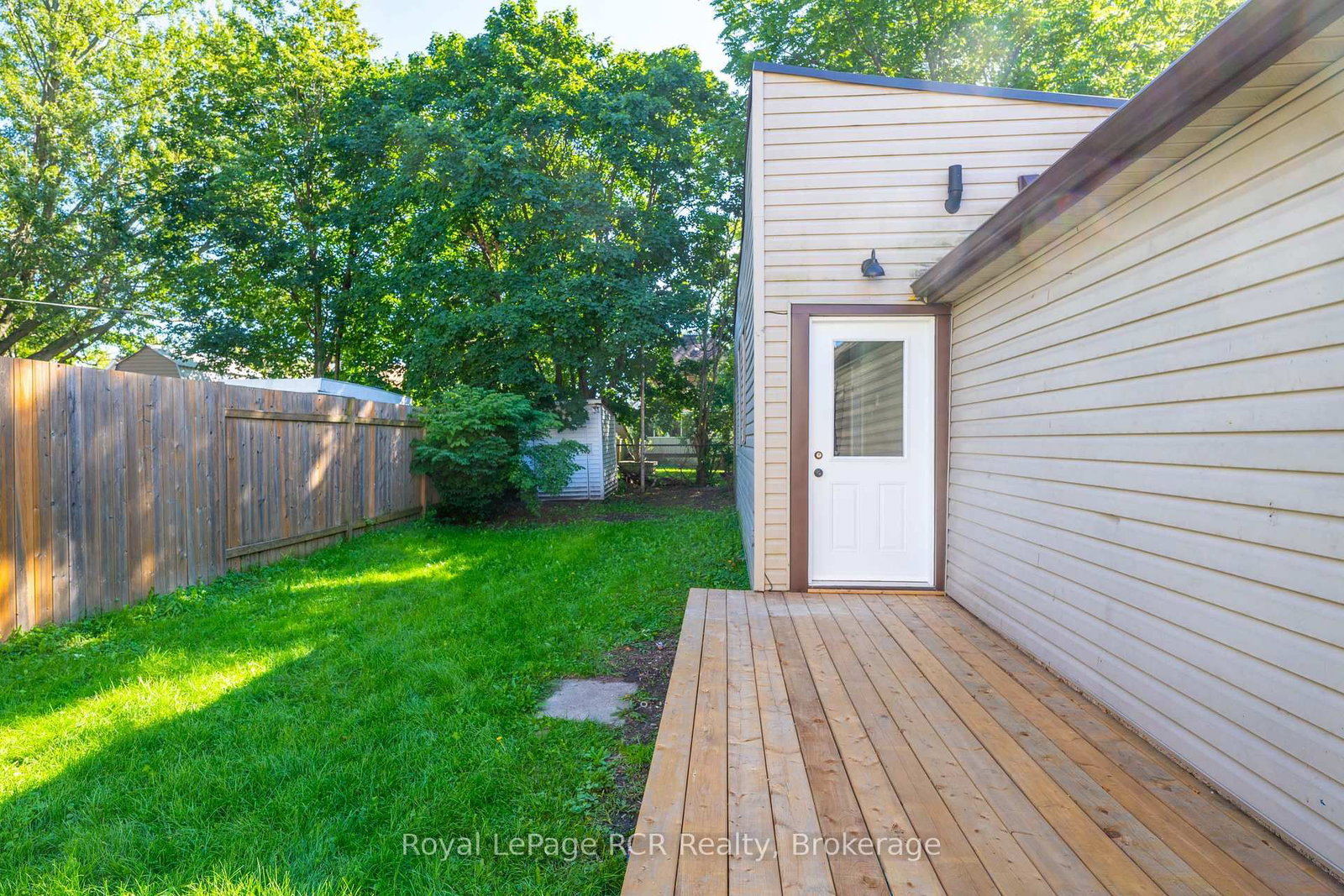 75 State Street • Welland, ON photo 34