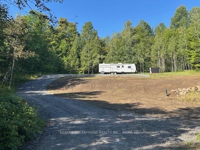 3275 MUSCLOW-GREENVIEW Road • Bancroft, ON photo 7