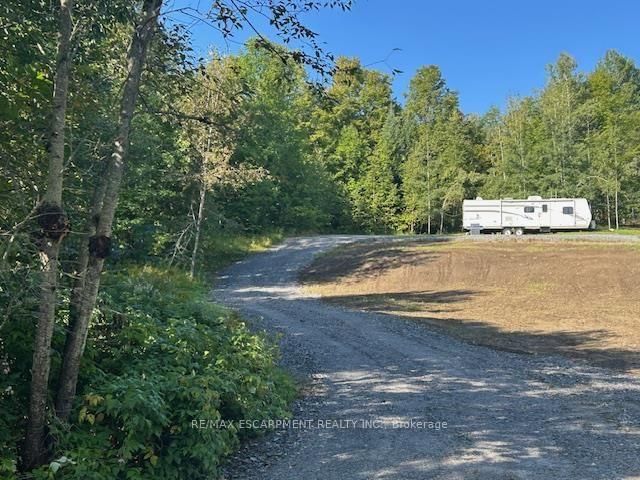 3275 MUSCLOW-GREENVIEW Road • Bancroft, ON photo 8