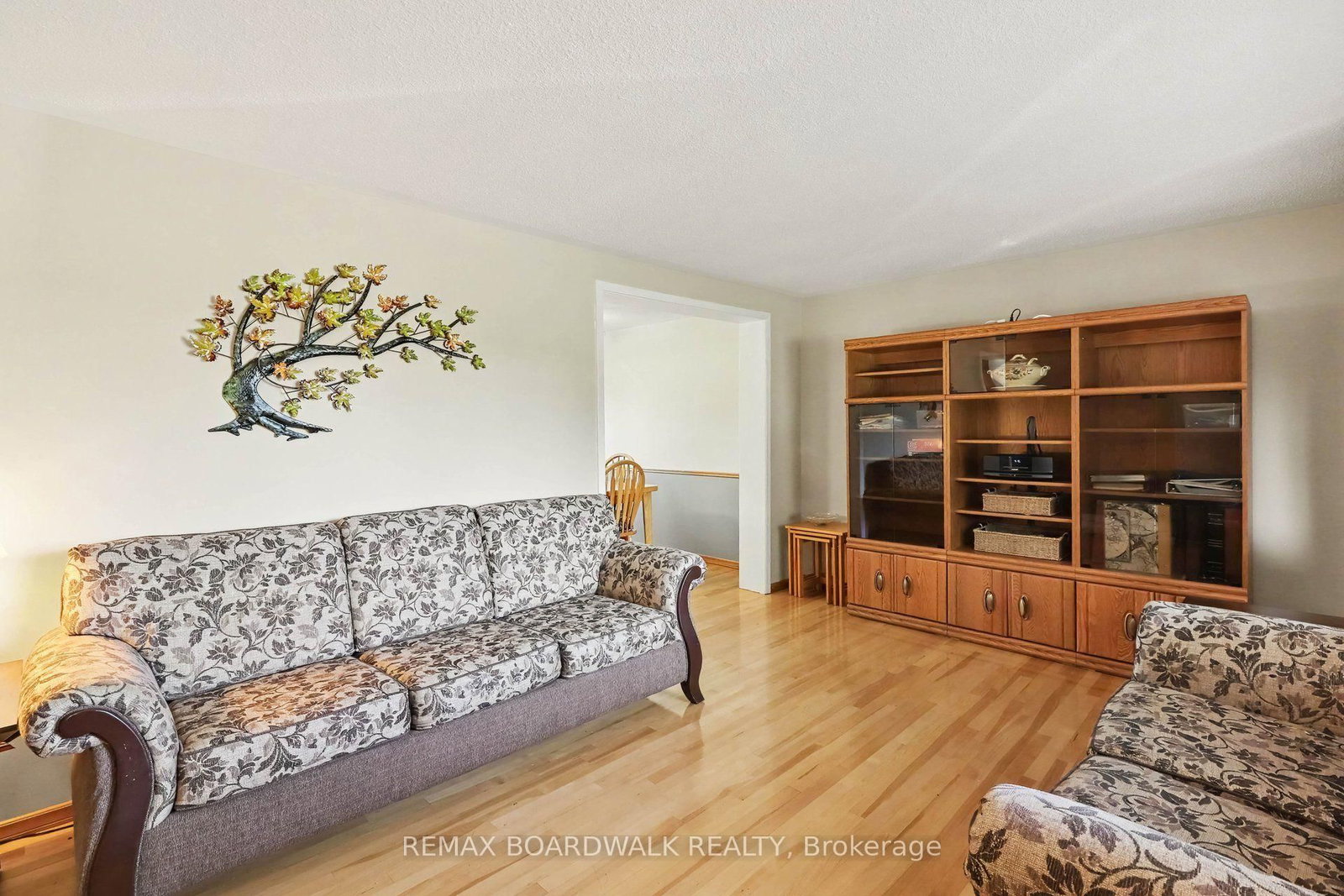 389 Hatfield Crescent • Ottawa, ON photo 10