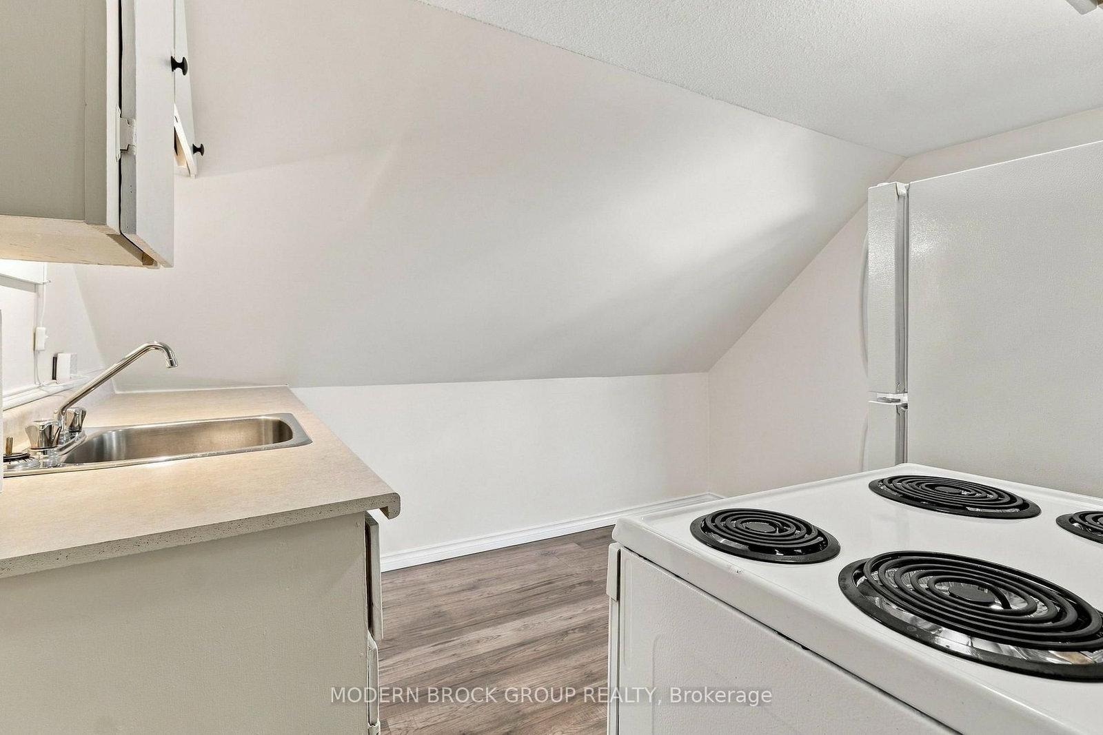 7 Elm Street • Brockville, ON photo 16