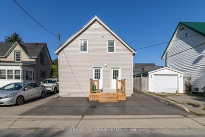 7 Elm Street • Brockville, ON photo 2