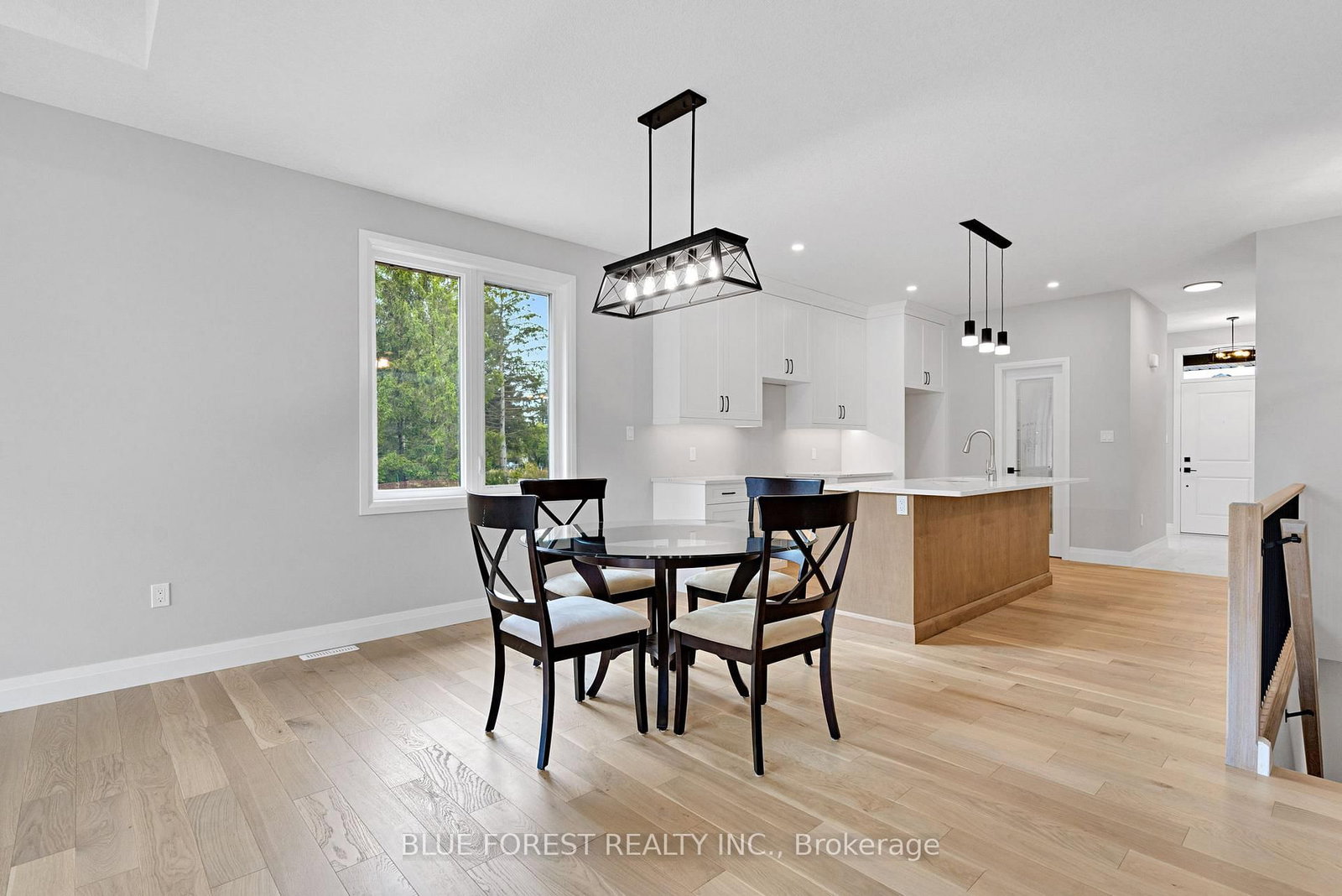 147 SHIRLEY Street • Thames Centre, ON photo 10