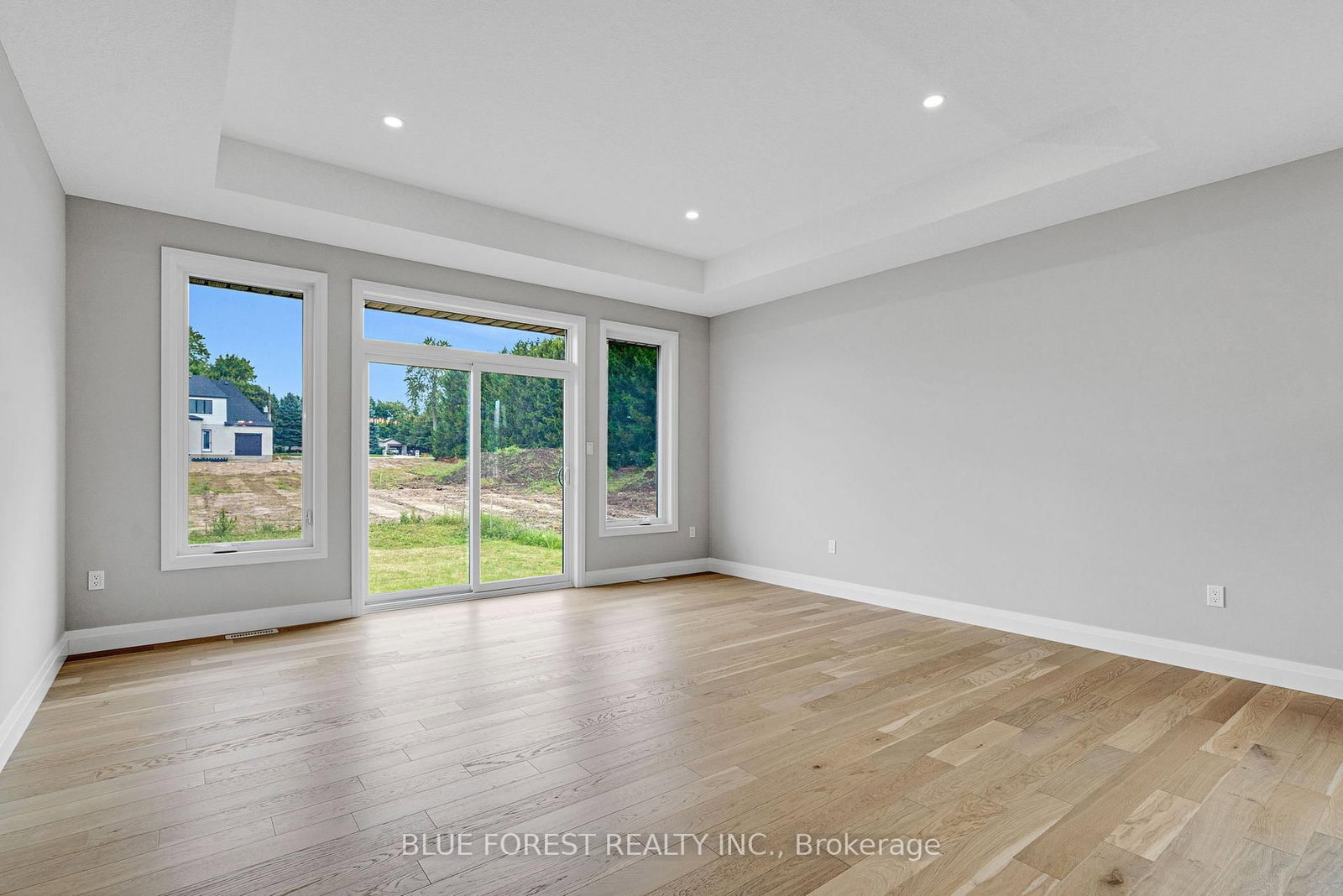147 SHIRLEY Street • Thames Centre, ON photo 11