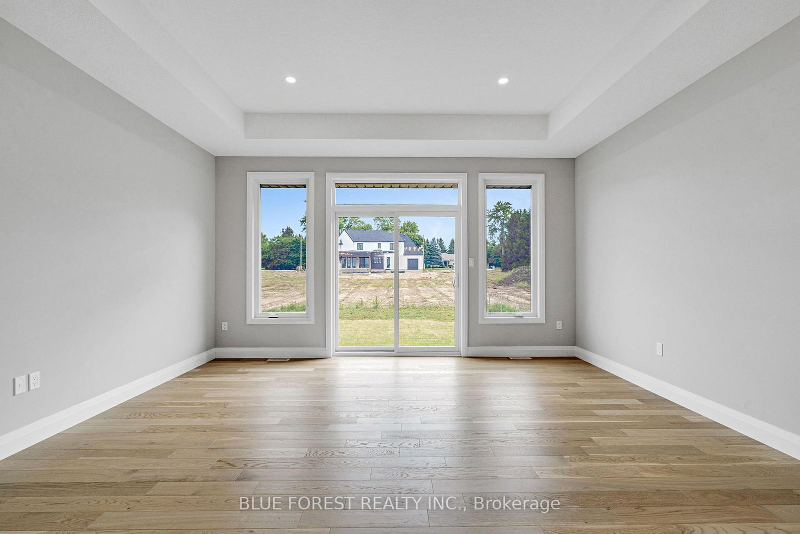 147 SHIRLEY Street • Thames Centre, ON photo 12
