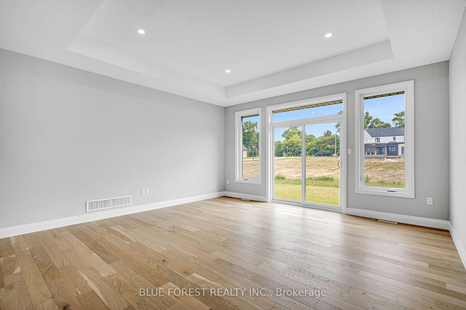 147 SHIRLEY Street • Thames Centre, ON photo 14