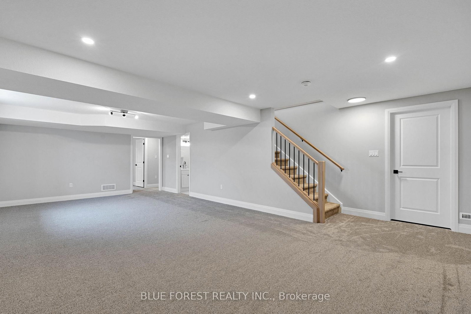 147 SHIRLEY Street • Thames Centre, ON photo 27