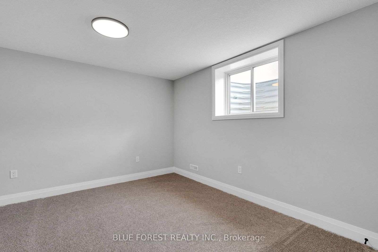 147 SHIRLEY Street • Thames Centre, ON photo 34