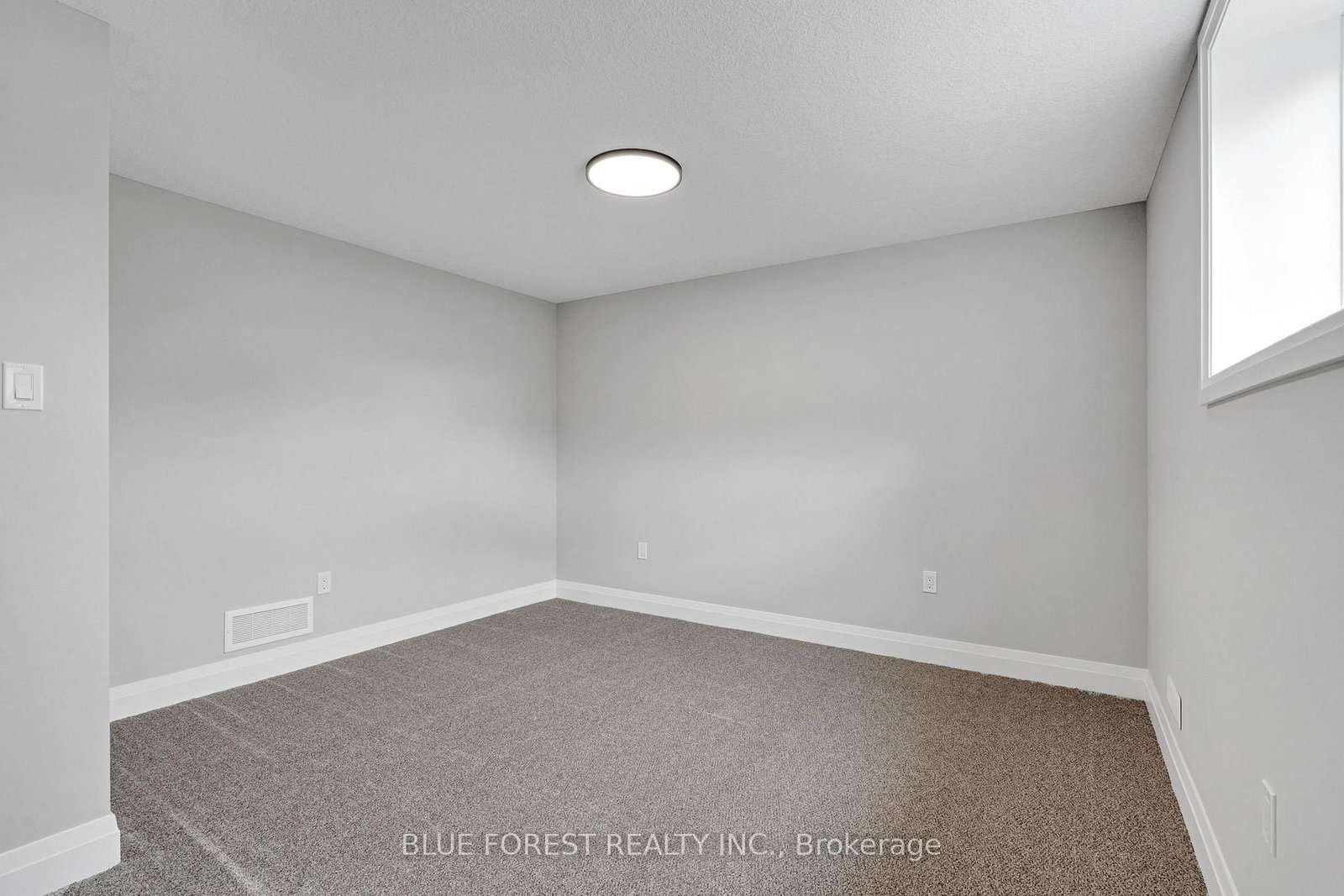 147 SHIRLEY Street • Thames Centre, ON photo 35