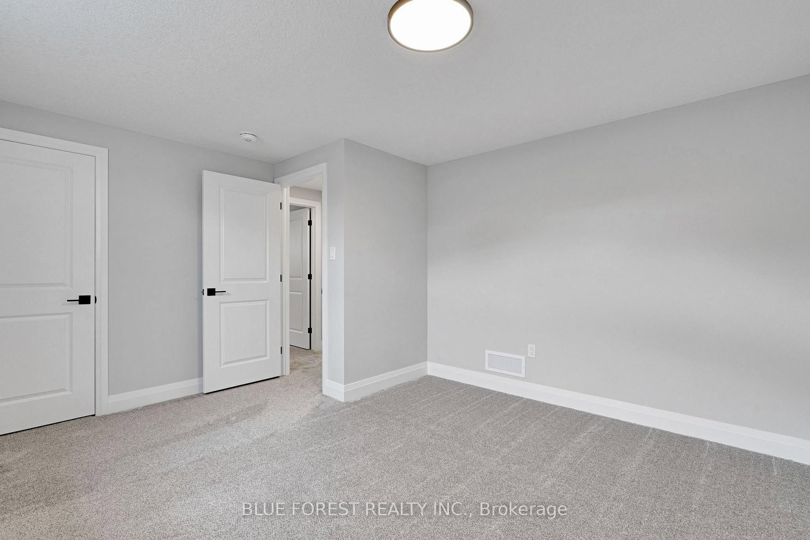147 SHIRLEY Street • Thames Centre, ON photo 36