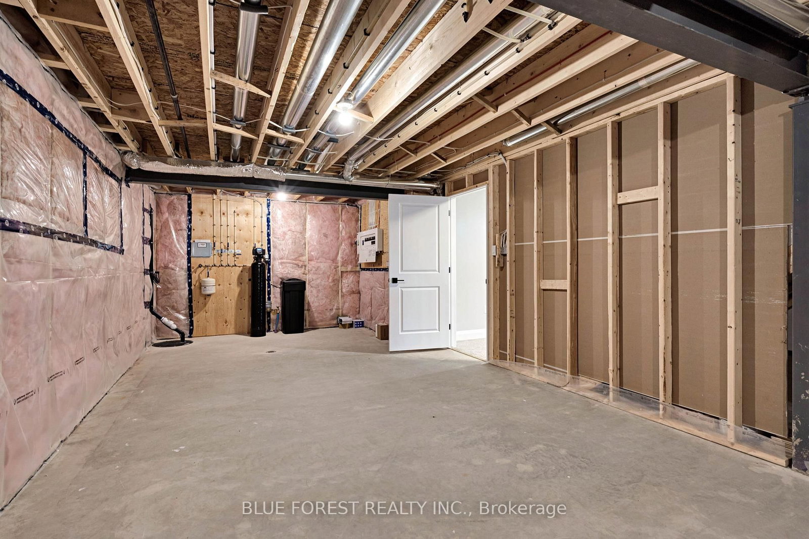 147 SHIRLEY Street • Thames Centre, ON photo 40