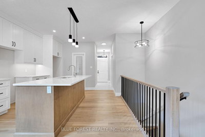 147 SHIRLEY Street • Thames Centre, ON photo 5