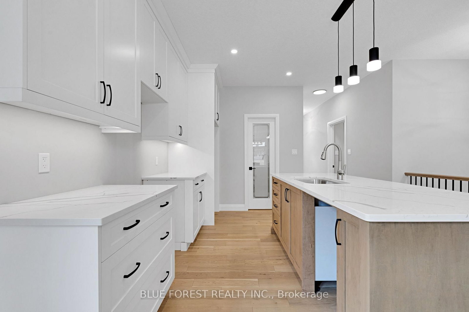 147 SHIRLEY Street • Thames Centre, ON photo 6