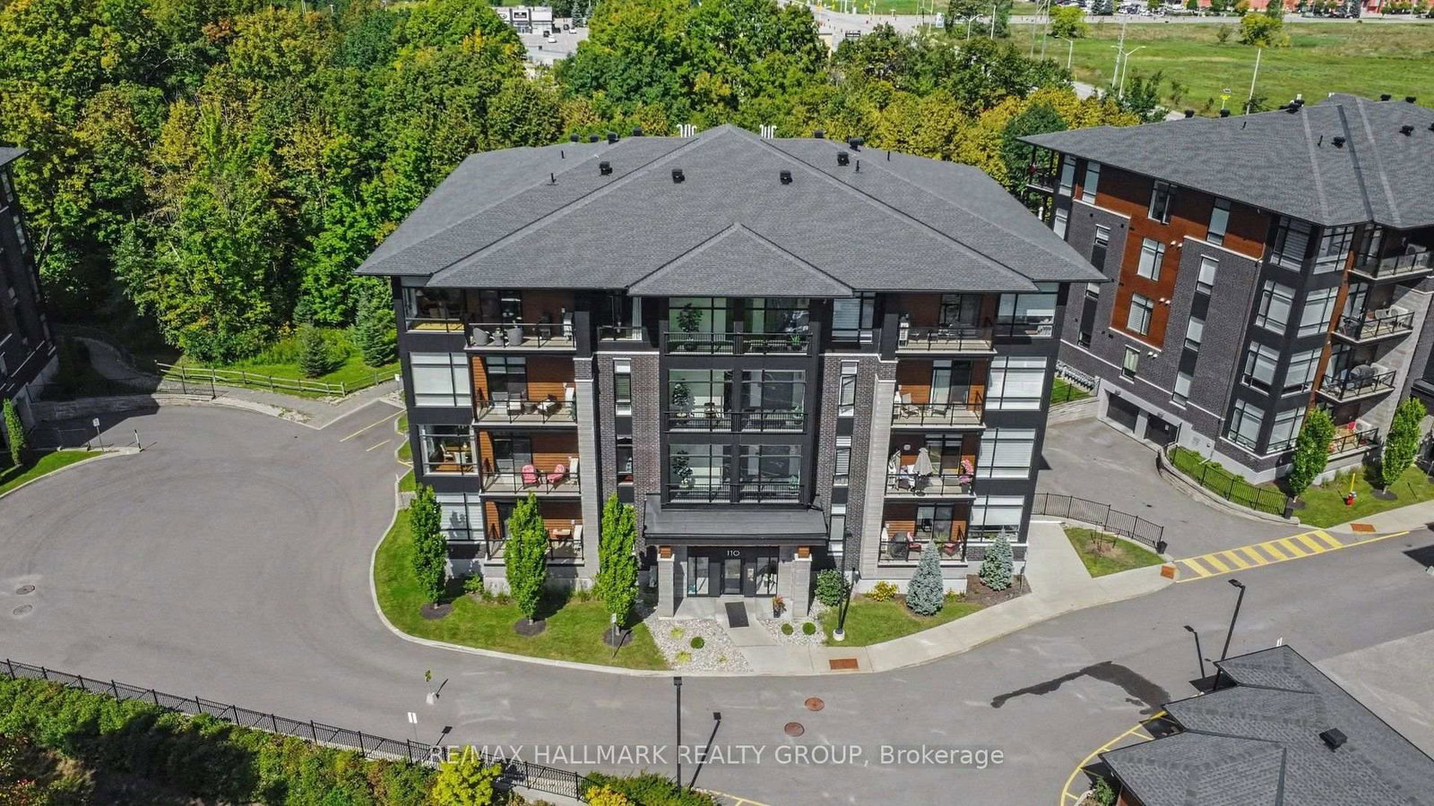 110 Cortile Private • #202 • Ottawa, ON photo 31