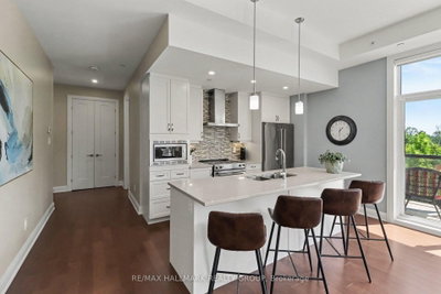 110 Cortile Private • #202 • Ottawa, ON photo 6