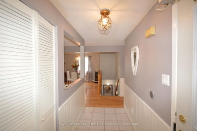 303 Grand Ridge Drive • Cambridge, ON photo 4