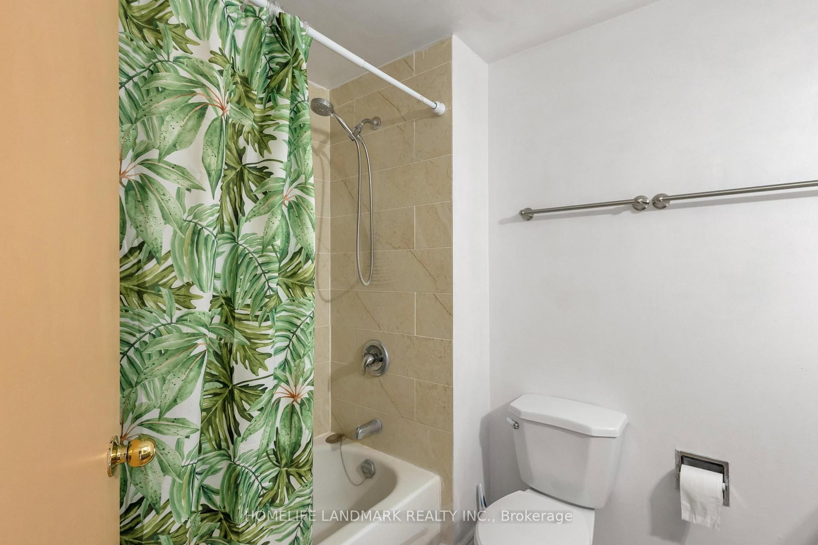 427 KEATS Way • #2 • Waterloo, ON photo 15
