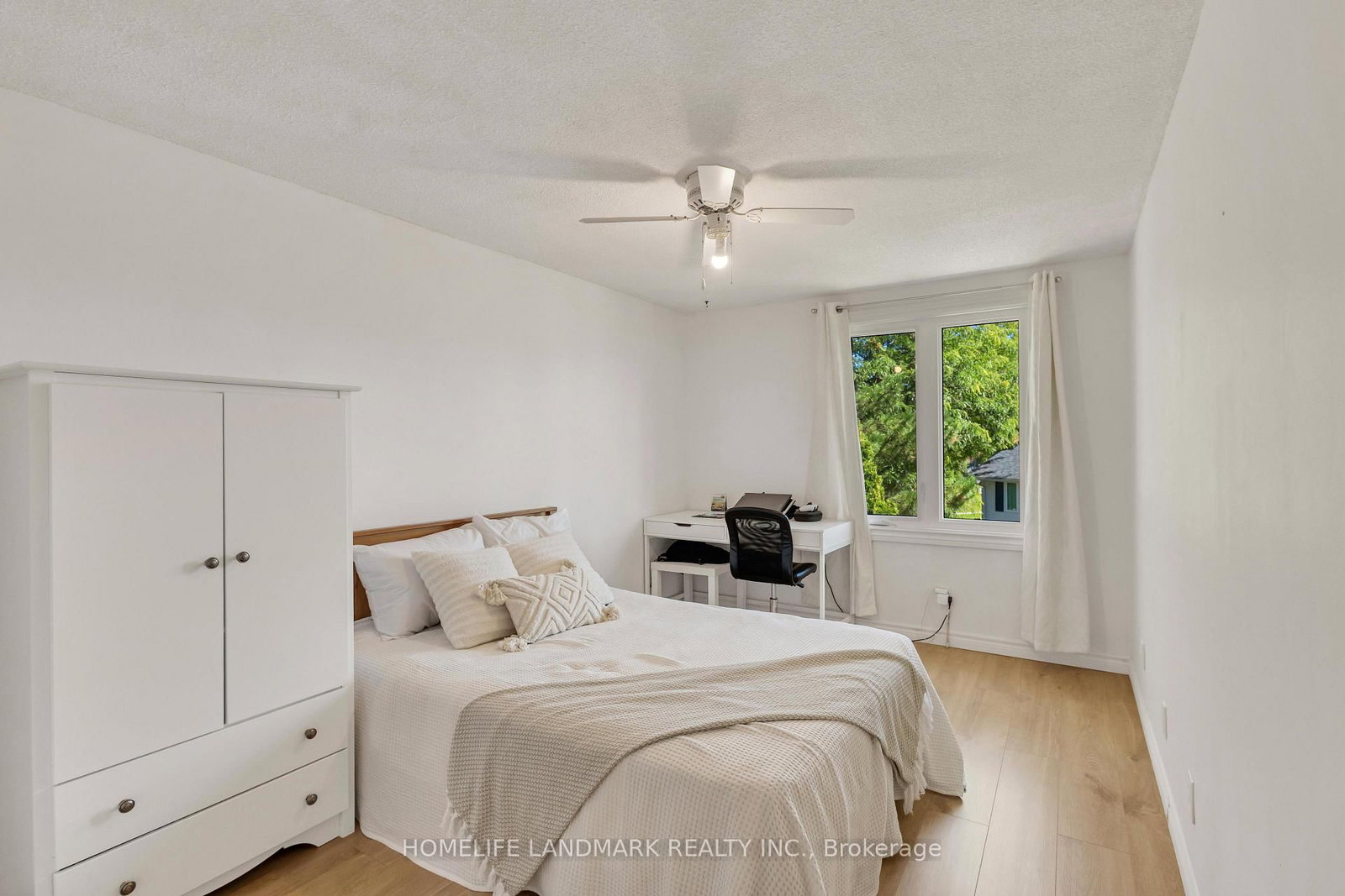 427 KEATS Way • #2 • Waterloo, ON photo 18