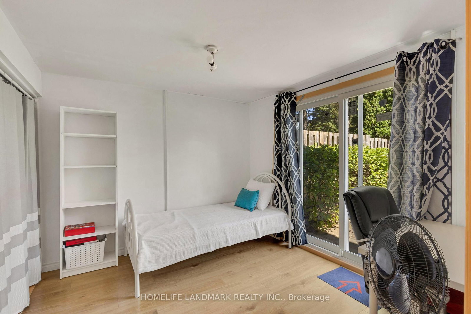427 KEATS Way • #2 • Waterloo, ON photo 22
