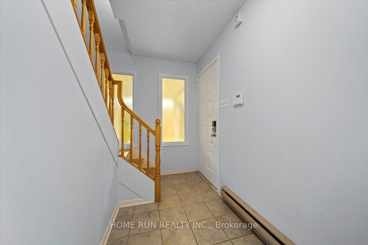 685 FARMINGTON Avenue • Ottawa, ON photo 4