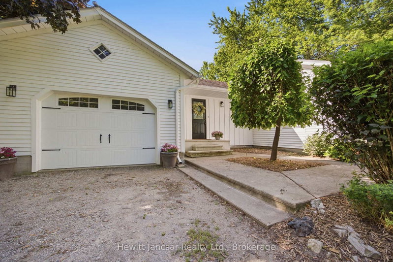 156 1st Concession Road