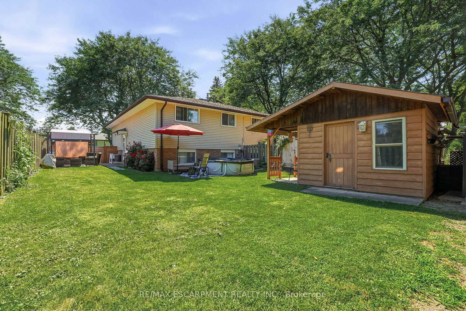 3 Glengrove Avenue • Grimsby, ON photo 31
