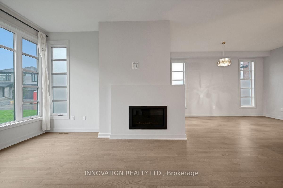 747 ACAI Way • Ottawa, ON photo 10