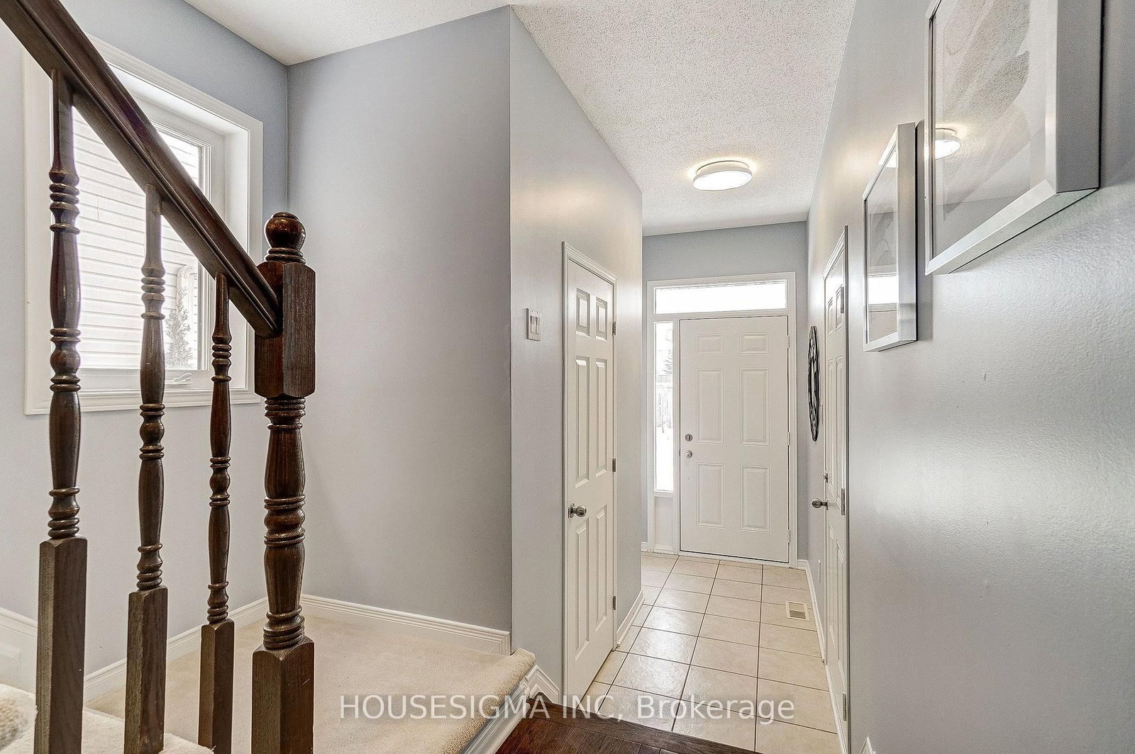 407 Dusk Private • Ottawa, ON photo 16