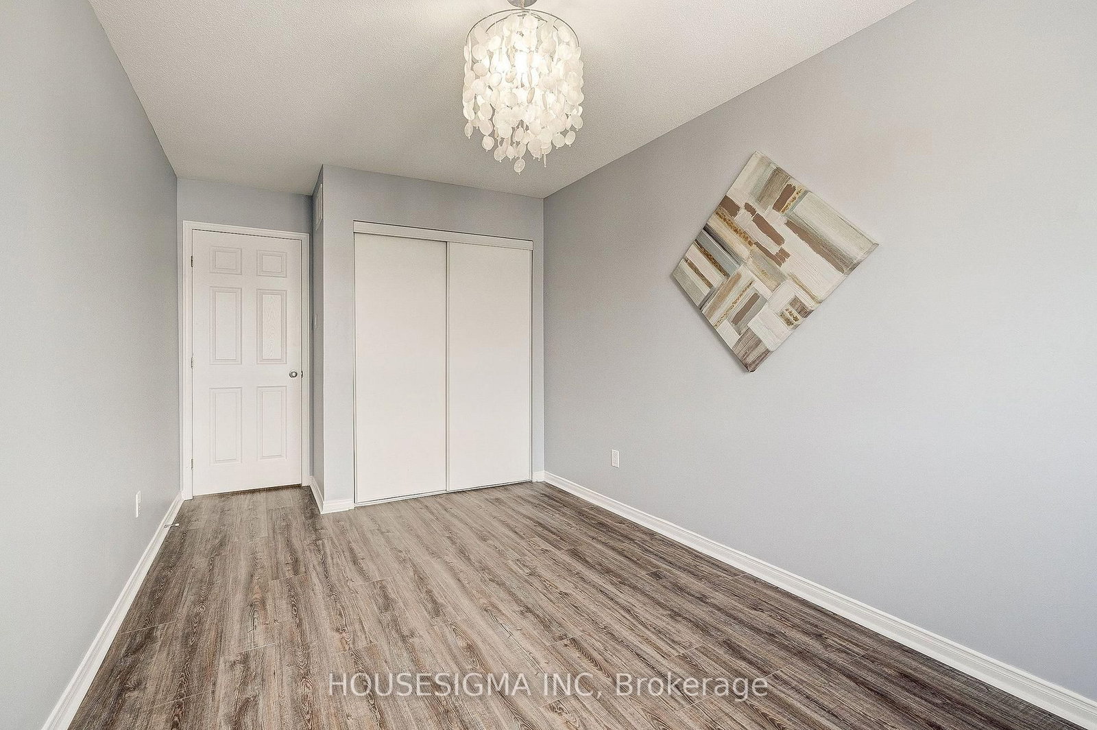 407 Dusk Private • Ottawa, ON photo 37