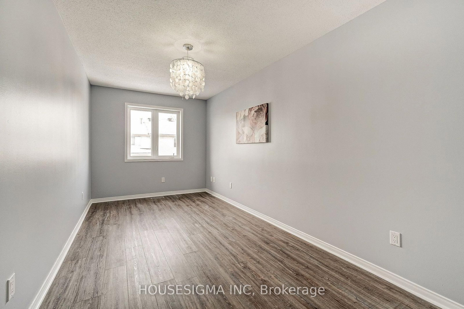 407 Dusk Private • Ottawa, ON photo 39