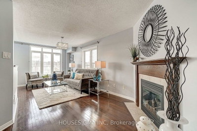 407 Dusk Private • Ottawa, ON photo 5