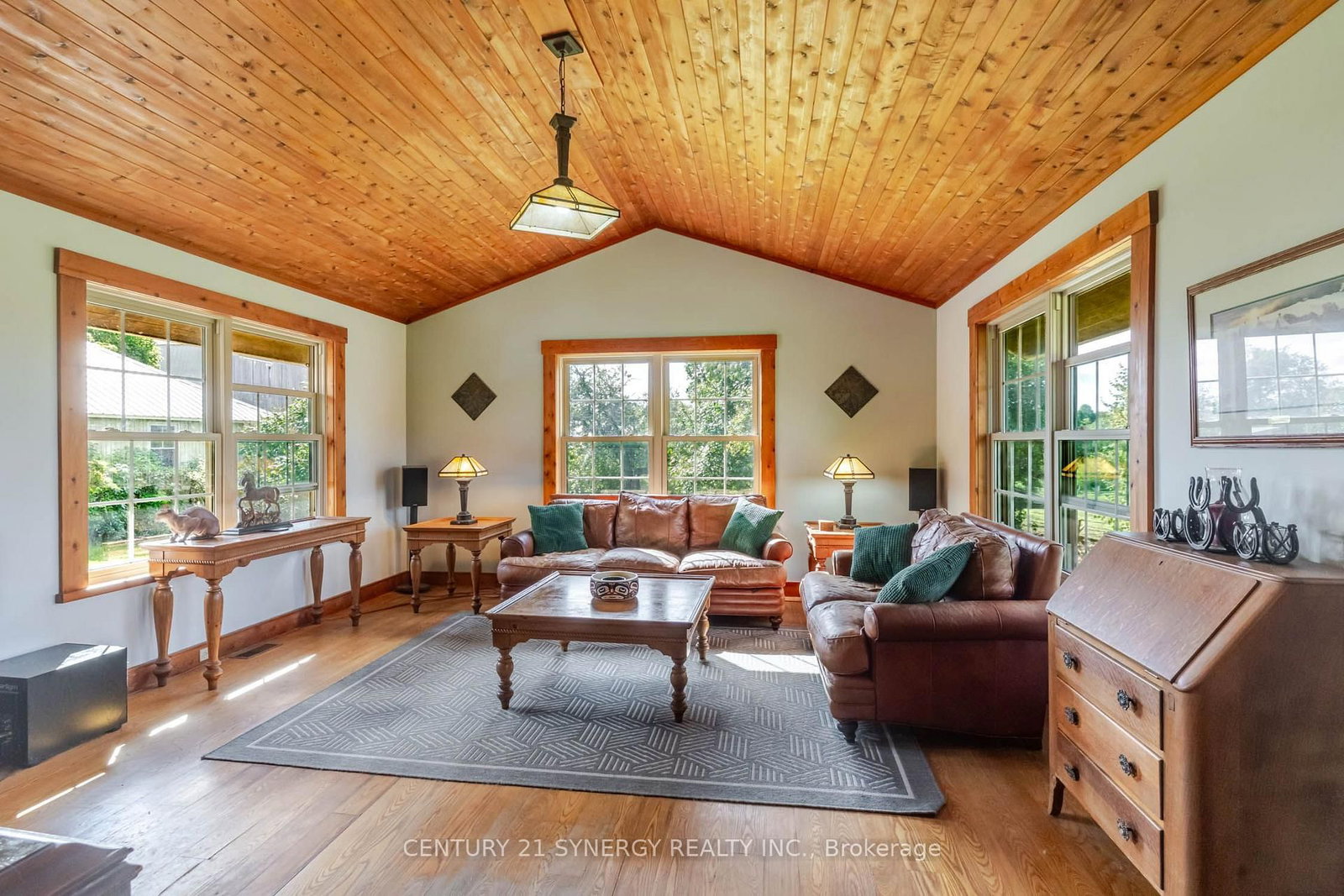 1545 Rideau Ferry Road • Perth, ON photo 11