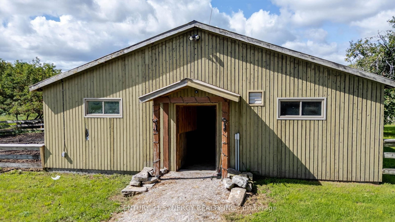 1545 Rideau Ferry Road • Perth, ON photo 23